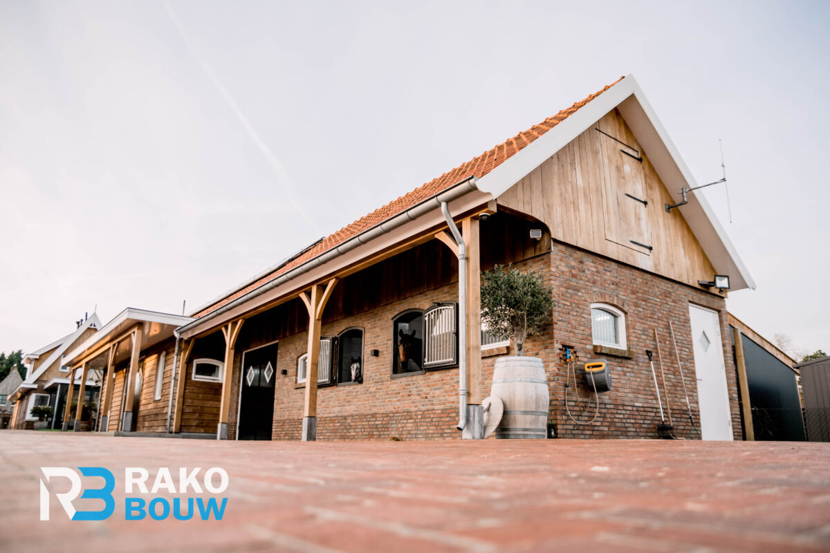 Rako bouw paardenstal & Buitenverblijf