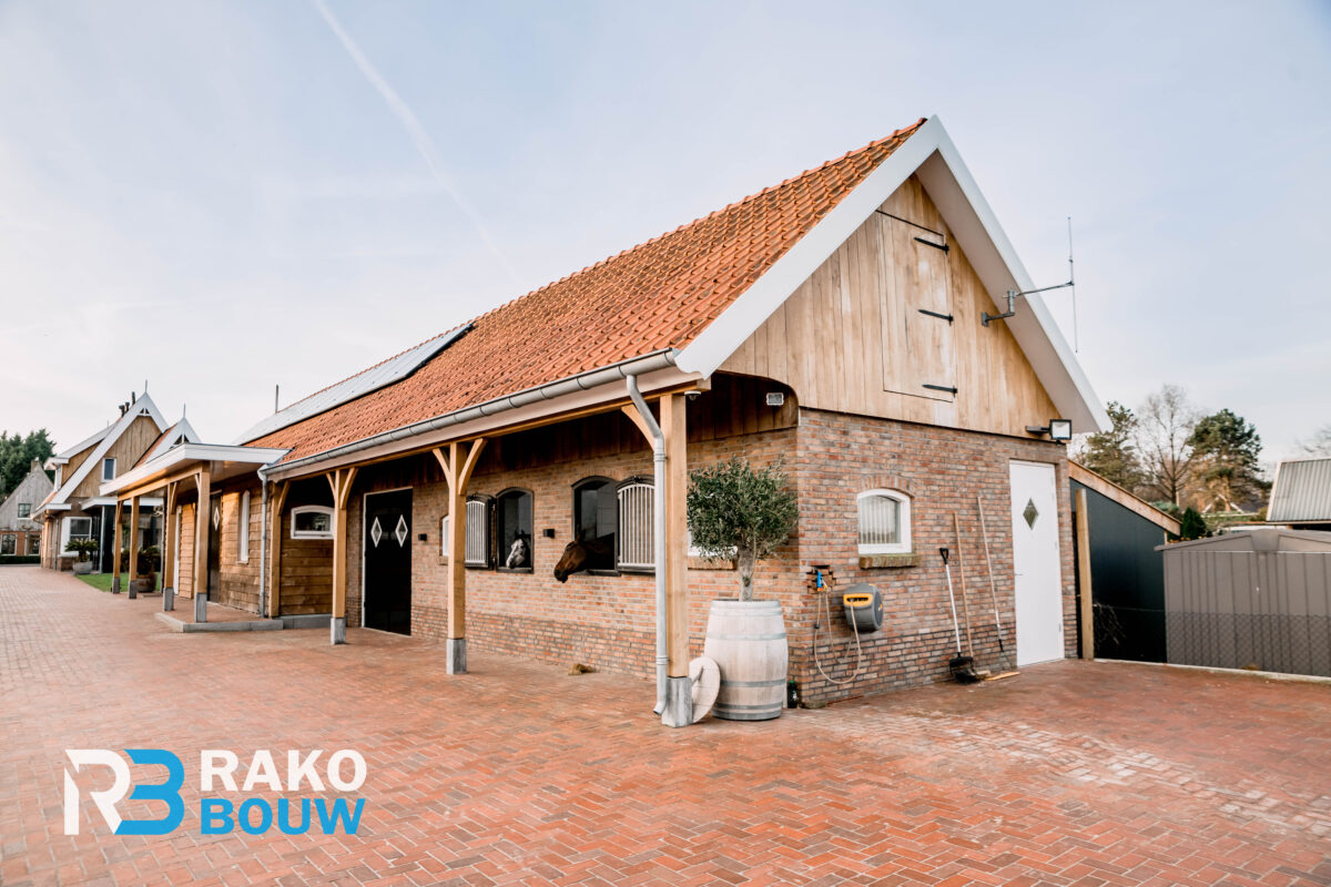 Rako bouw paardenstal & Buitenverblijf